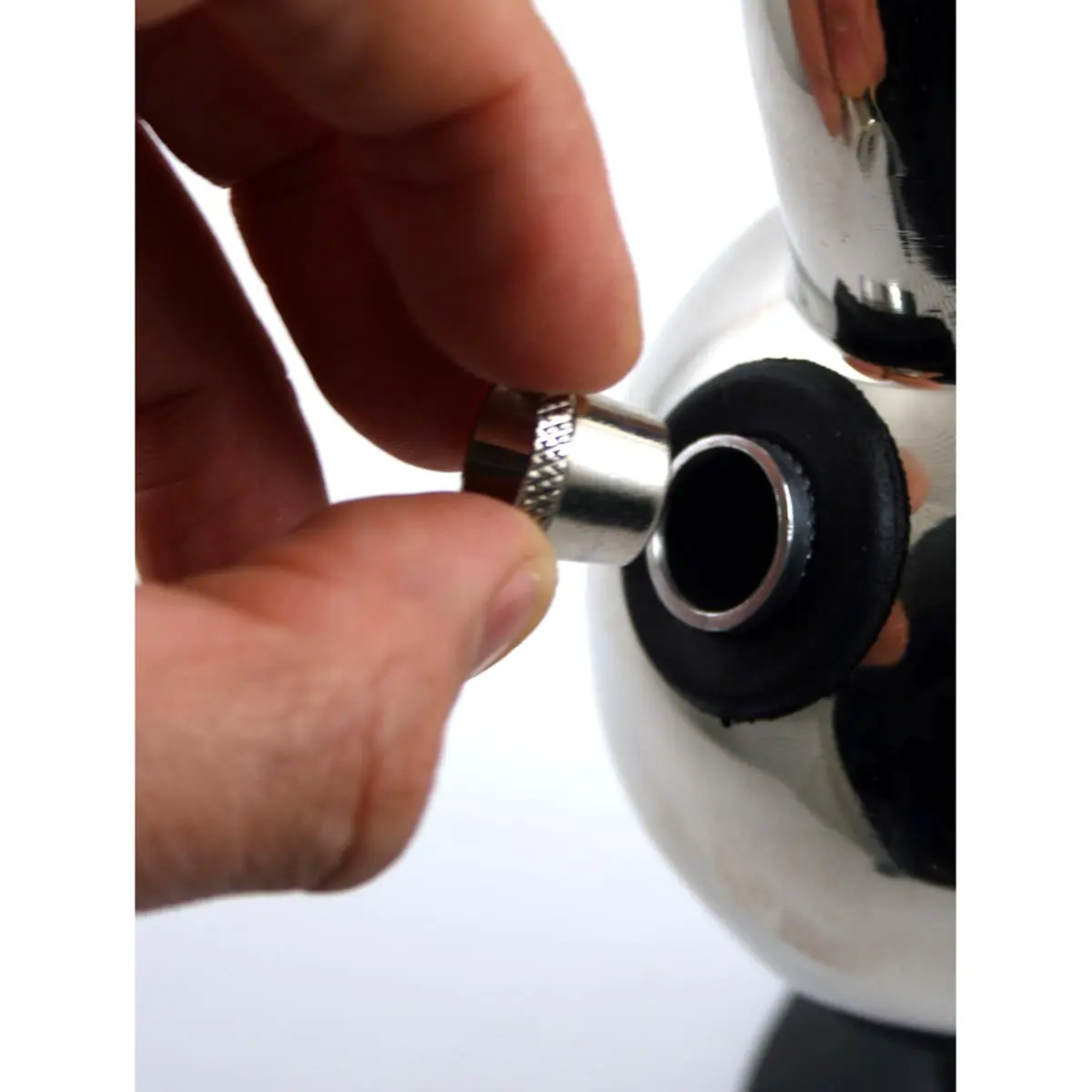 Bong In Metallo 27cm